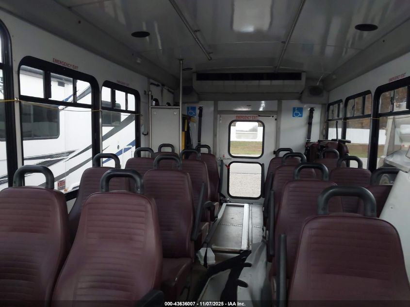 2017 Ford E-450 Cutaway VIN: 1FDFE4FS3HDC49209 Lot: 43636007