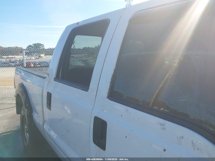 2001 Ford F-250 Lariat/Xl/Xlt VIN: 1FTNW21F31EA83883 Lot: 43636054