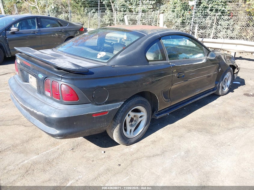 1FALP4049TF189886 1996 FORD MUSTANG photo no. 4