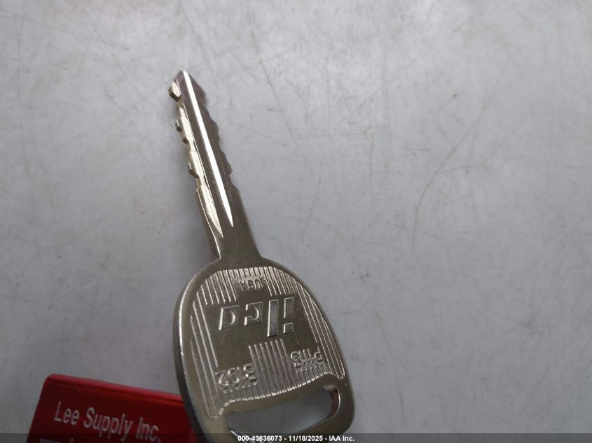 2002 Chevrolet Tahoe Ls VIN: 1GNEC13Z52R122064 Lot: 43636073