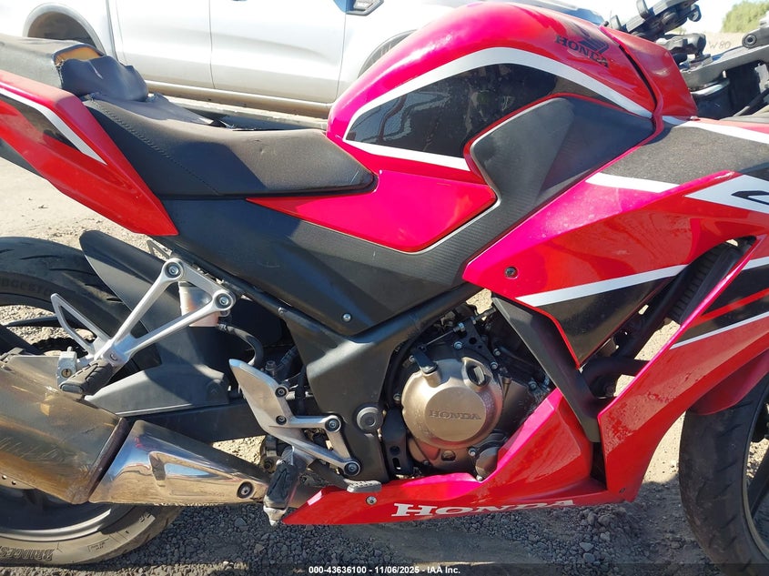 2019 HONDA CBR300 R - MLHNC5109K5500752