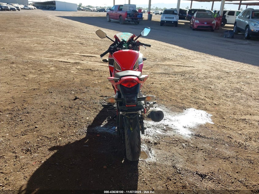 MLHNC5109K5500752 2019 HONDA CBR photo no. 6
