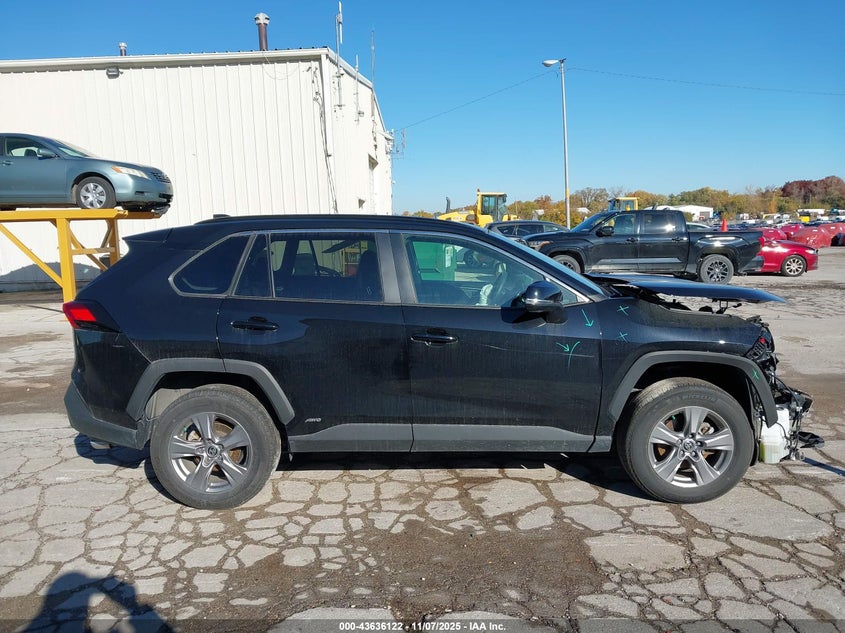 2024 TOYOTA RAV4 HYBRID XLE - 2T3RWRFV8RW213493