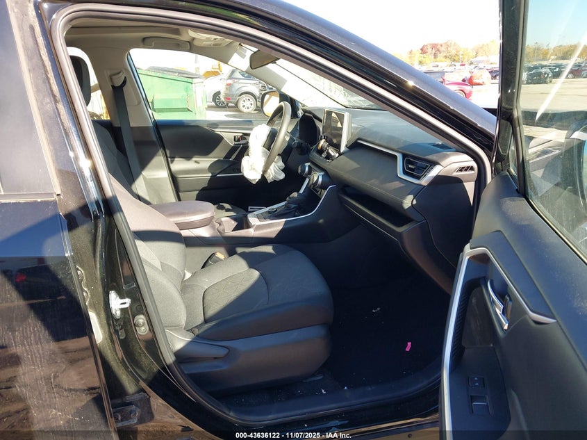 2024 TOYOTA RAV4 HYBRID XLE - 2T3RWRFV8RW213493