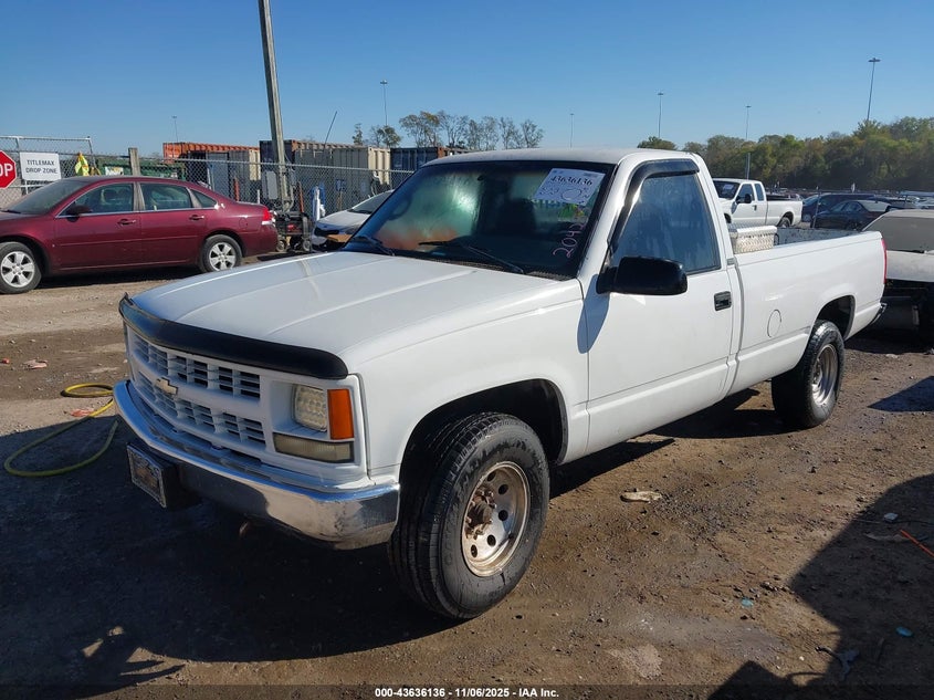 1GCGC24R7TZ204255 1996 CHEVROLET GMT-400 photo no. 2