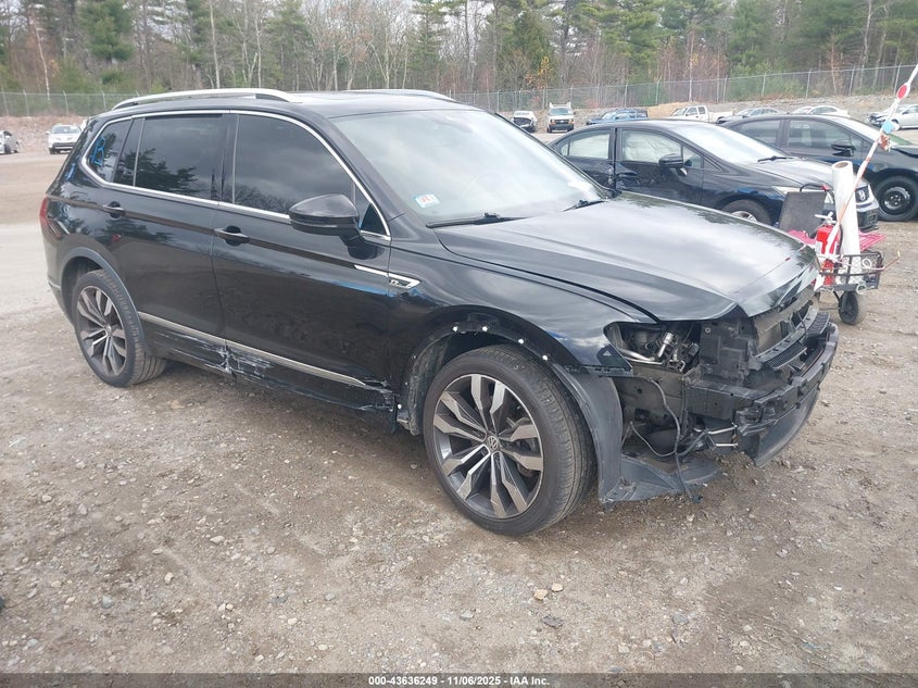 VOLKSWAGEN TIGUAN 2.0T SEL PREMIUM R-LINE