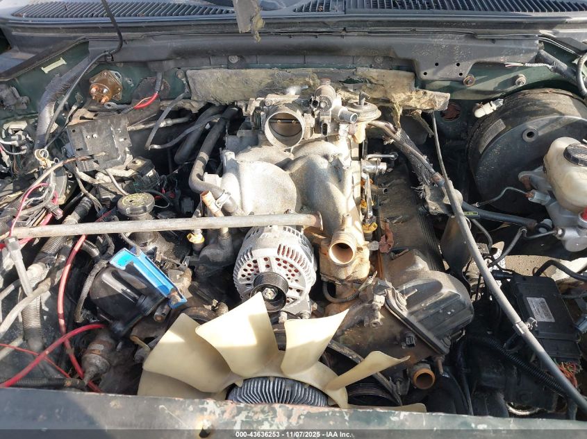 2001 Ford F-150 King Ranch Edition/Lariat/Xlt VIN: 1FTRW08W51KB85828 Lot: 43636253