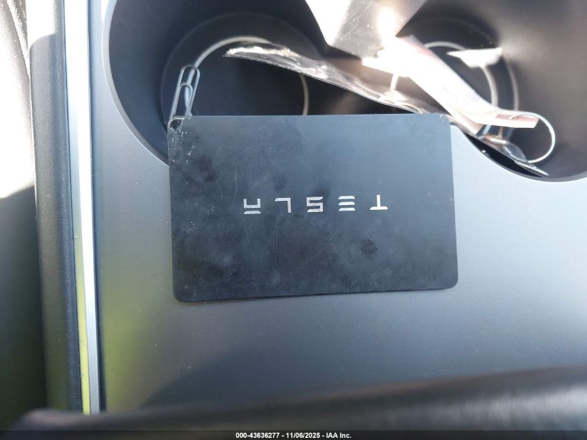 2022 Tesla Model 3 Long Range Dual Motor All-Wheel Drive VIN: 5YJ3E1EB1NF172979 Lot: 43636277