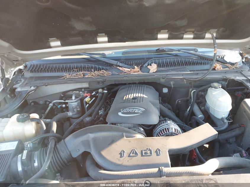 2005 Cadillac Escalade Standard VIN: 1GYEC63T65R187893 Lot: 43636319