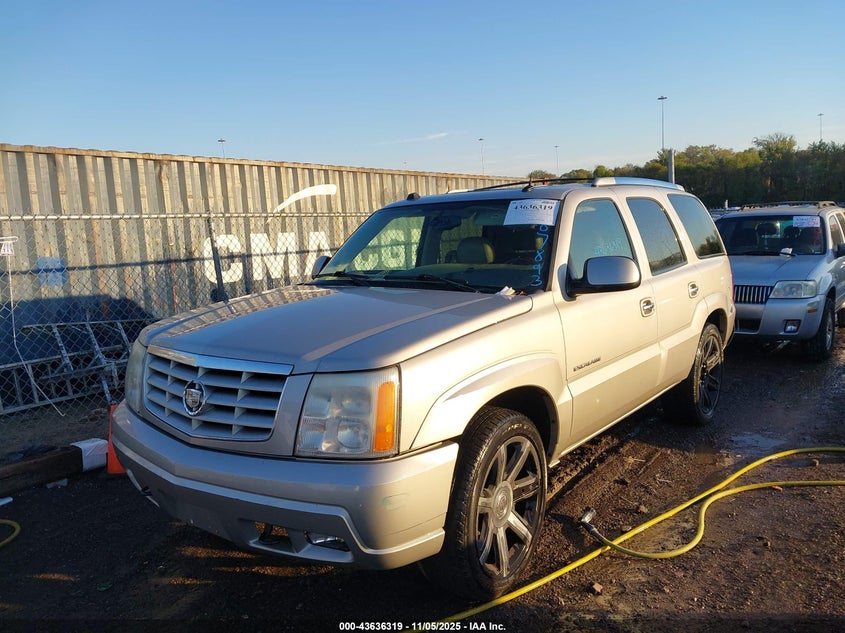 2005 Cadillac Escalade Standard VIN: 1GYEC63T65R187893 Lot: 43636319