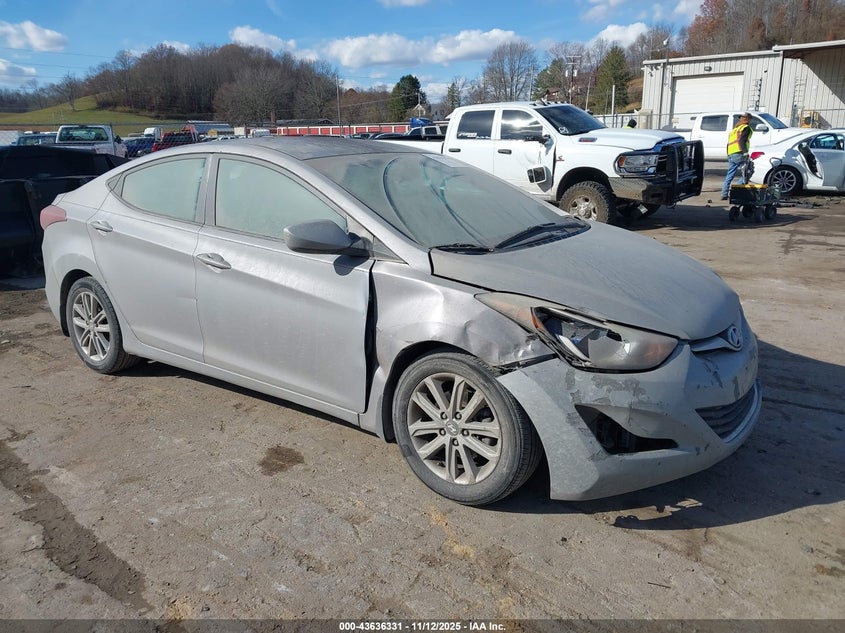 2015 HYUNDAI ELANTRA SE - 5NPDH4AE3FH614807