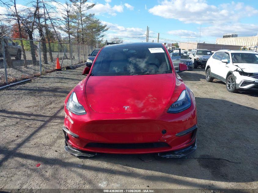 2023 Tesla Model Y VIN: 7SAYGDEE4PF841893 Lot: 43636339