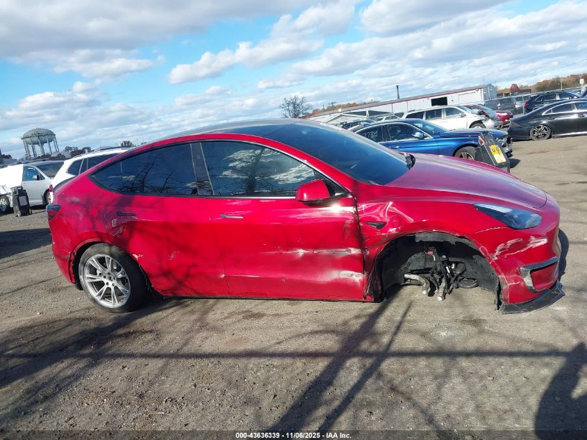 2023 Tesla Model Y VIN: 7SAYGDEE4PF841893 Lot: 43636339