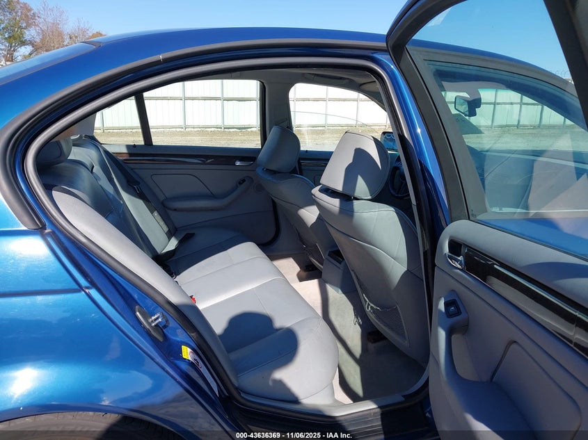 2002 BMW 325I VIN: WBAEV33432PD00276 Lot: 43636369