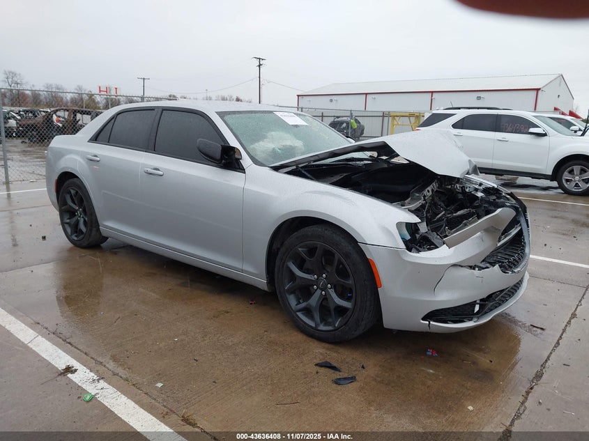 CHRYSLER 300 TOURING