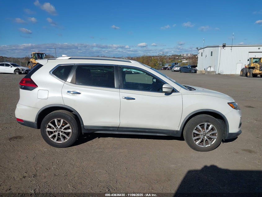 2017 NISSAN ROGUE SV - KNMAT2MV5HP615952