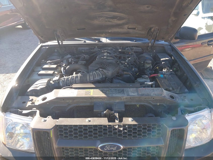 2005 Ford Explorer Sport Trac Adrenalin/Xls/Xlt VIN: 1FMZU77K55UA00860 Lot: 43636458
