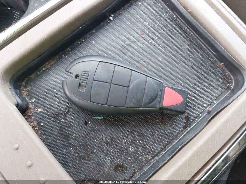 2011 Chrysler Town & Country Touring-L VIN: 2A4RR8DG8BR716571 Lot: 43636511