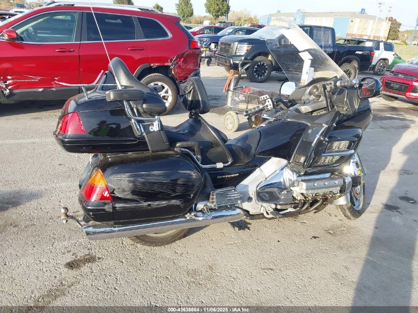 2001 Honda Gl1800 VIN: 1HFSC47001A004127 Lot: 43636684