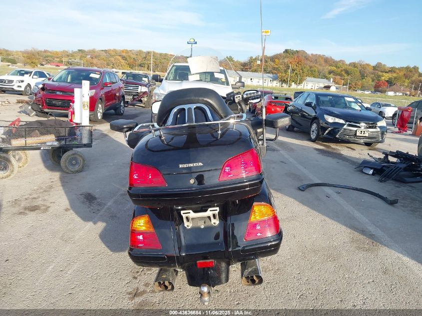 2001 Honda Gl1800 VIN: 1HFSC47001A004127 Lot: 43636684