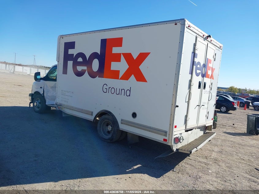 1GB3GSCG5K1259887 2019 CHEVROLET EXPRESS photo no. 3