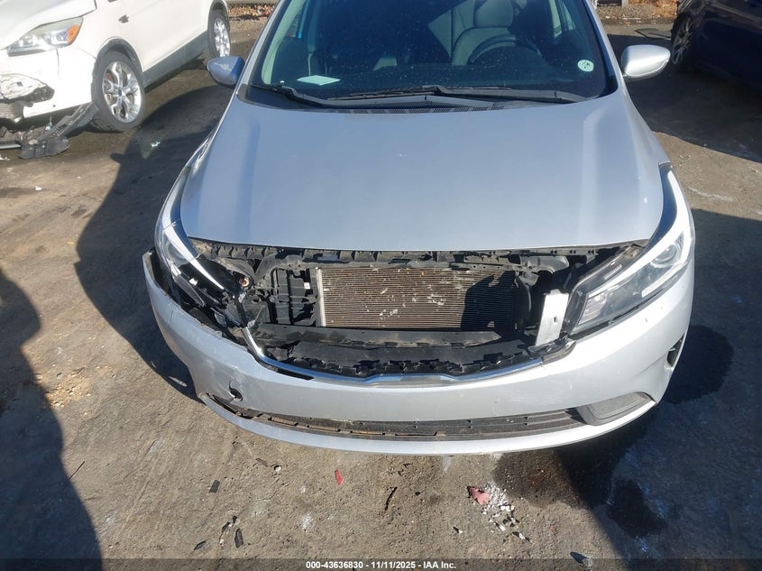 2018 KIA FORTE LX - 3KPFL4A78JE177439