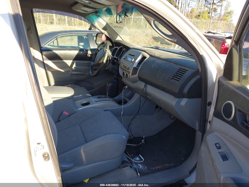 5TELU42N28Z573527 2008 TOYOTA TACOMA photo no. 5