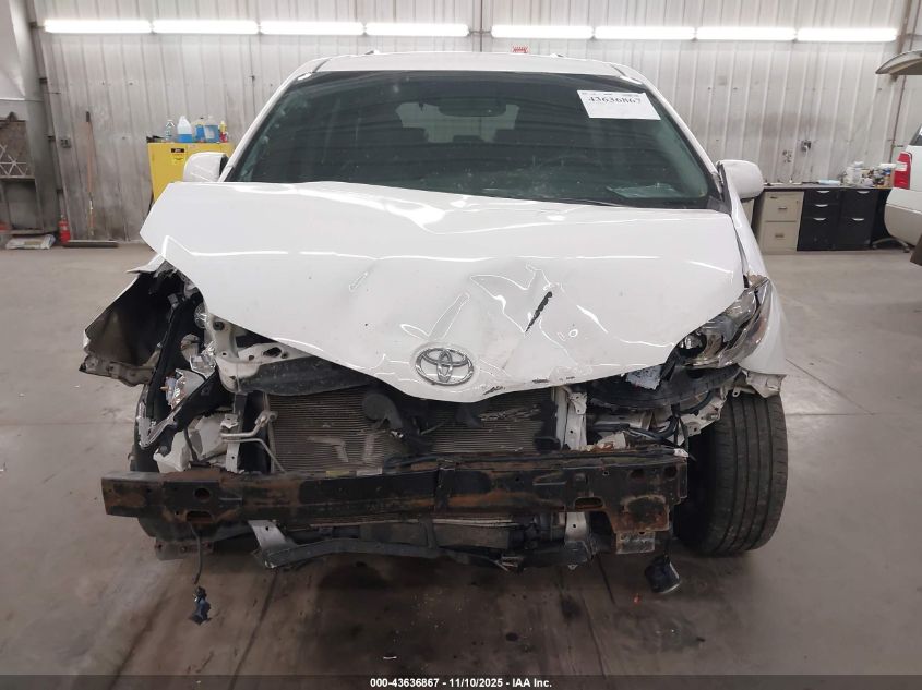 2015 Toyota Sienna Sport VIN: 5TDXK3DC2FS618019 Lot: 43636867