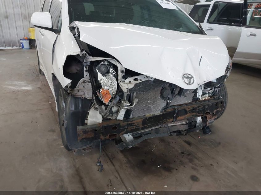 2015 Toyota Sienna Sport VIN: 5TDXK3DC2FS618019 Lot: 43636867