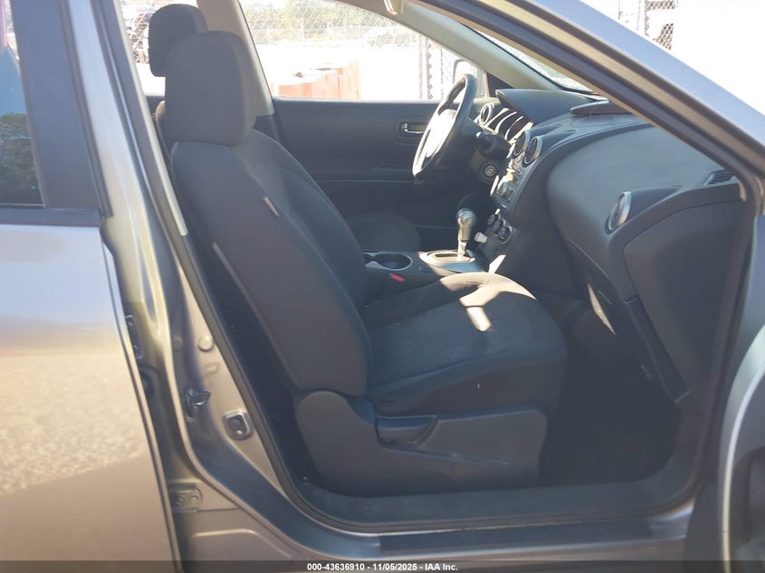 2014 NISSAN ROGUE SELECT S JN8AS5MT7EW613581