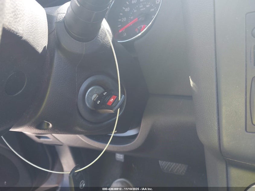 2014 NISSAN ROGUE SELECT S JN8AS5MT7EW613581