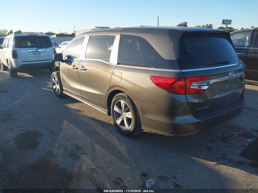 5FNRL6H73LB045586 2020 HONDA ODYSSEY photo no. 3