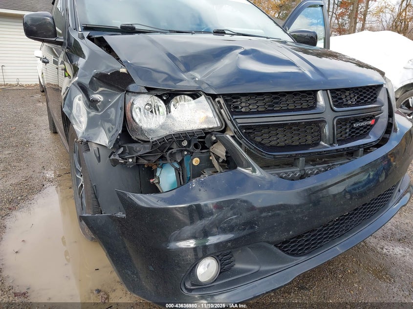 2018 Dodge Grand Caravan Sxt VIN: 2C4RDGCG6JR160453 Lot: 43636980