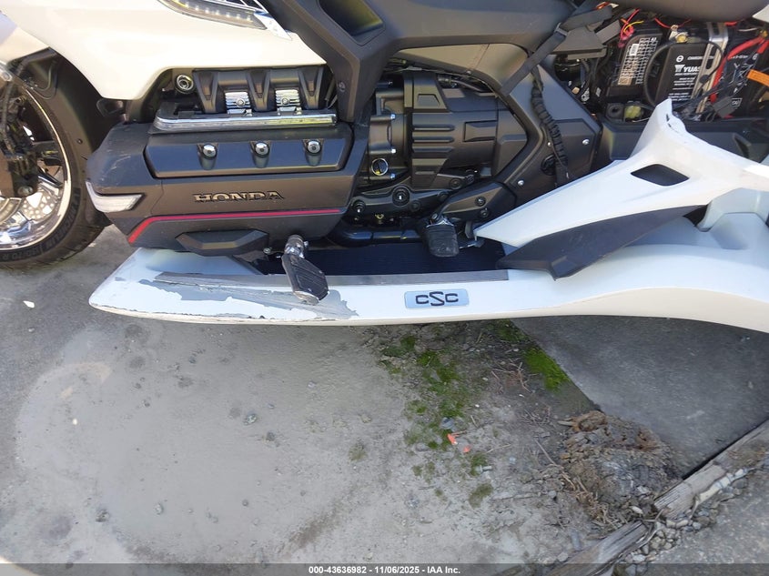 2024 Honda Gl1800 D VIN: JH2SC7970RK600065 Lot: 43636982