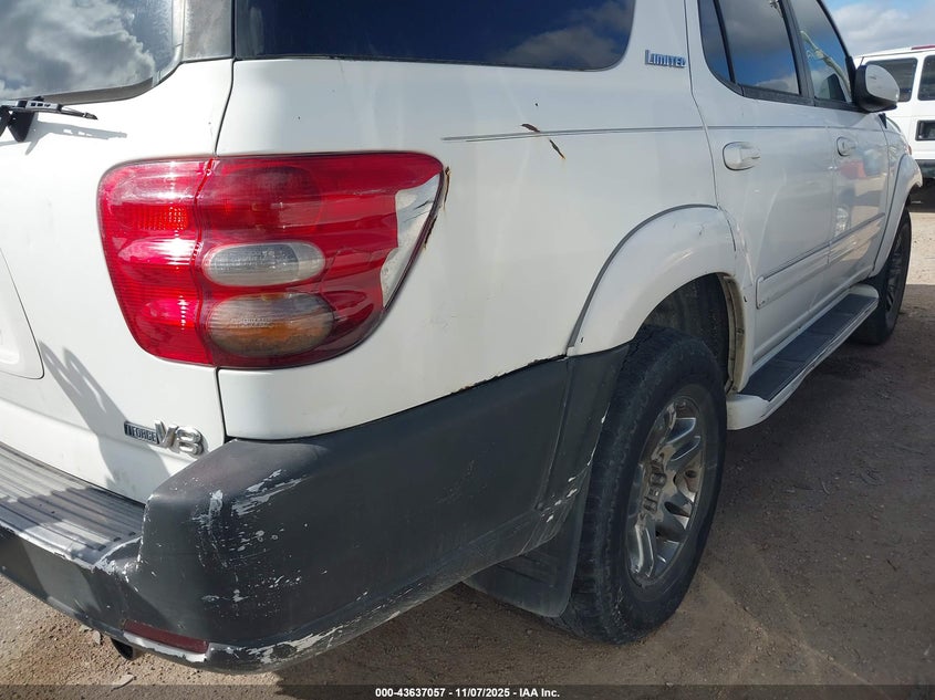 2004 Toyota Sequoia Limited V8 VIN: 5TDZT38A94S205980 Lot: 43637057