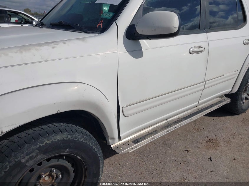 2004 Toyota Sequoia Limited V8 VIN: 5TDZT38A94S205980 Lot: 43637057