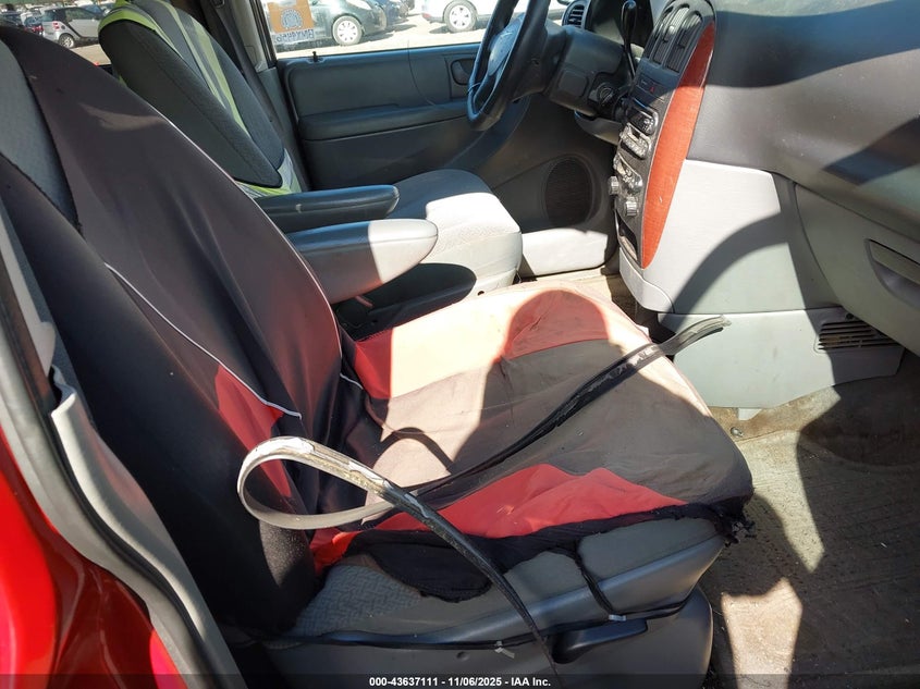 2006 Chrysler Town & Country