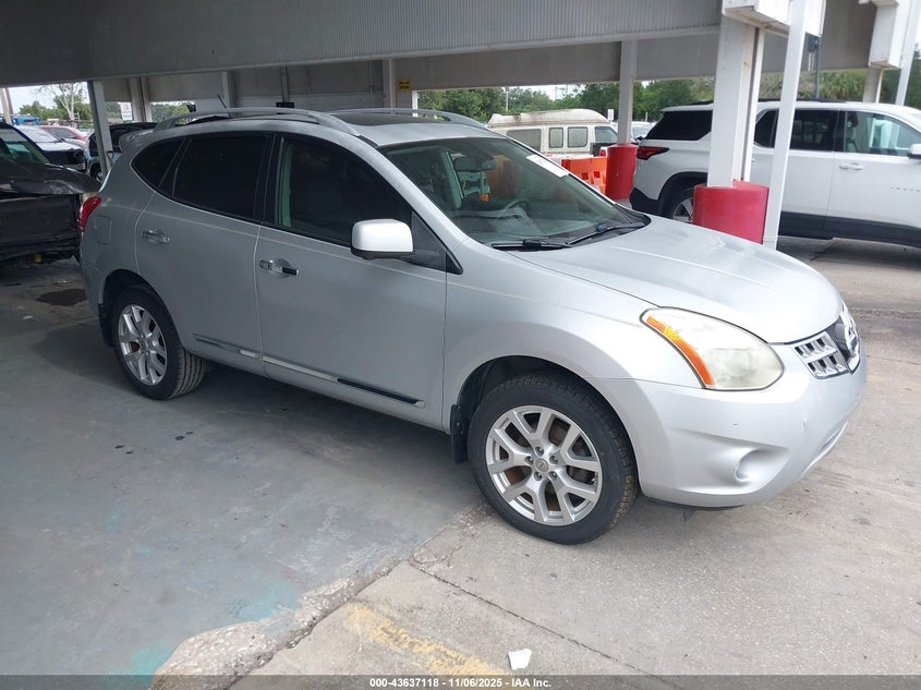 NISSAN ROGUE SV W/SL PKG