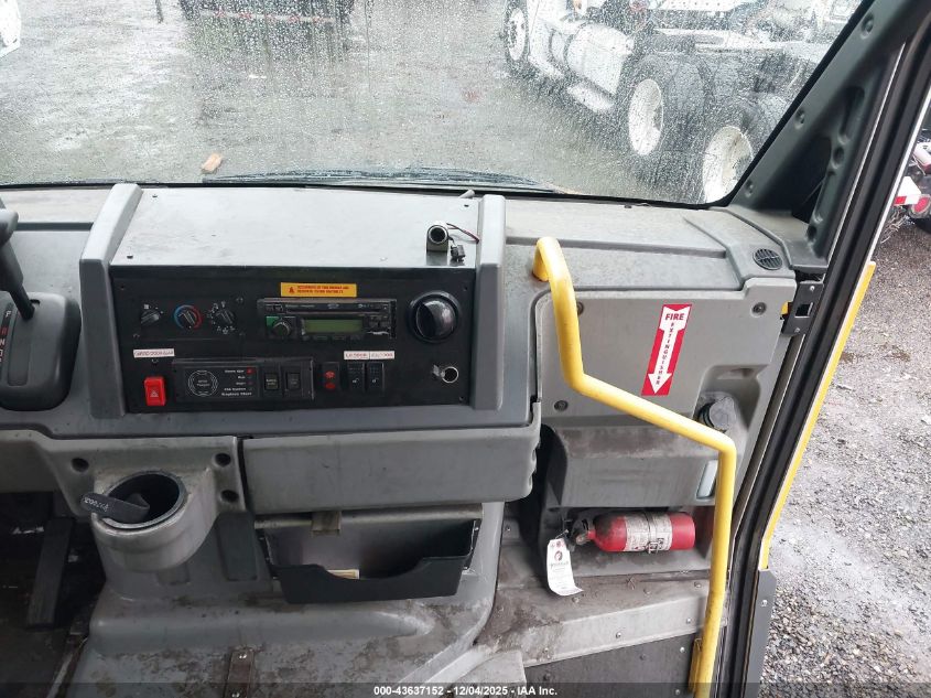 2017 Isuzu Reach VIN: JALB4T172H7W00367 Lot: 43637152