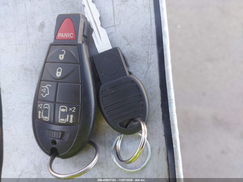 2016 Chrysler Town & Country Touring VIN: 2C4RC1BG9GR300392 Lot: 43637153