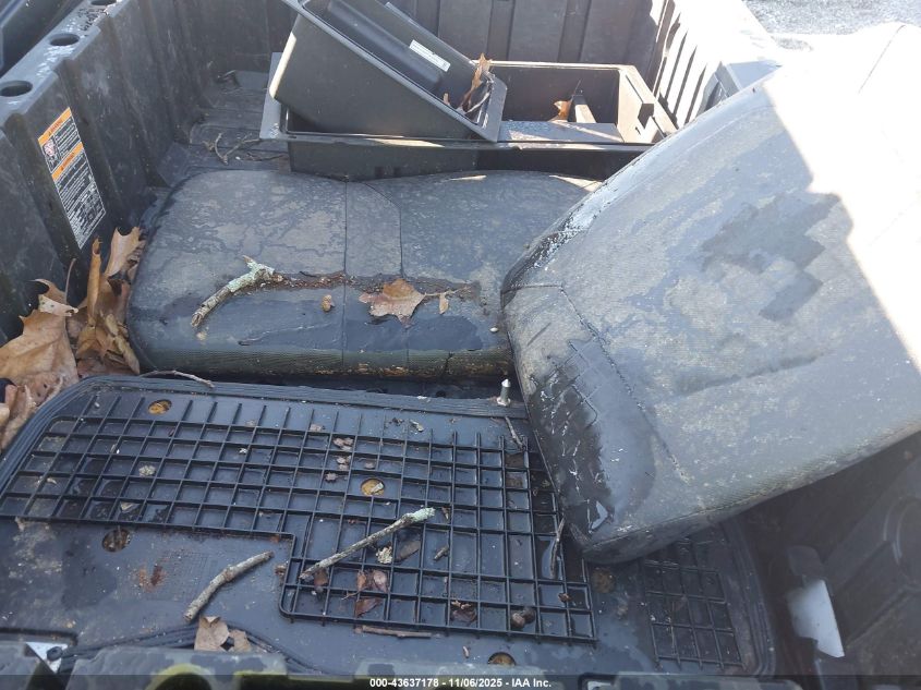 2023 Polaris Ranger Crew 1000 Premium VIN: 4XAT6E990P8047445 Lot: 43637178