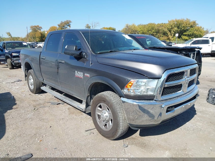 RAM 2500 TRADESMAN 4X4 6 4 BOX