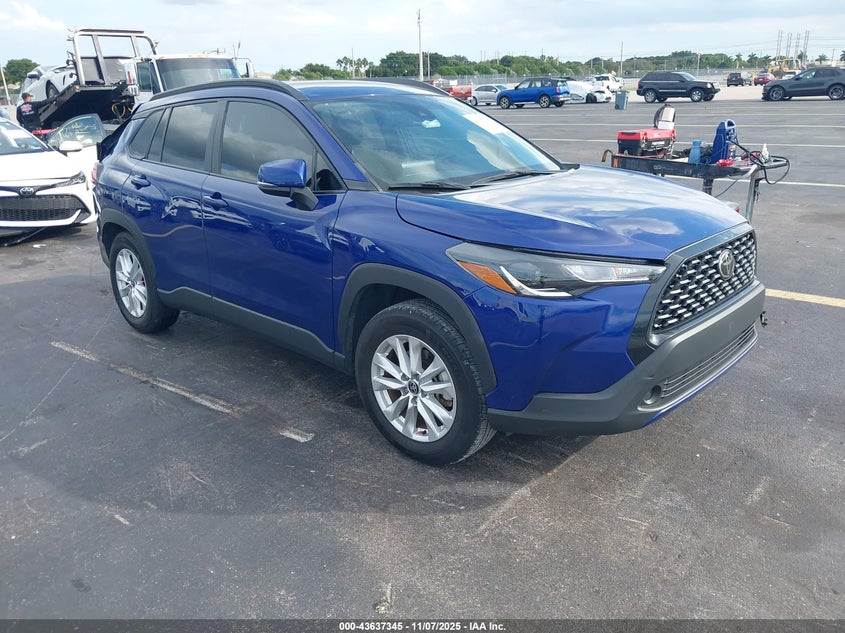 2022 TOYOTA COROLLA CROSS LE - 7MUCAAAG9NV009110