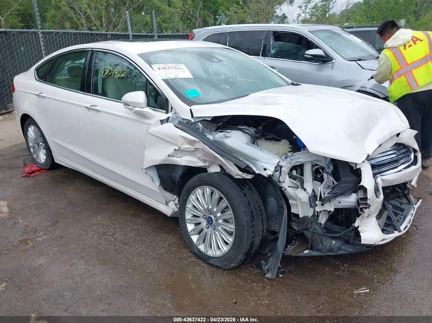 2014 Ford Fusion Energi Titanium