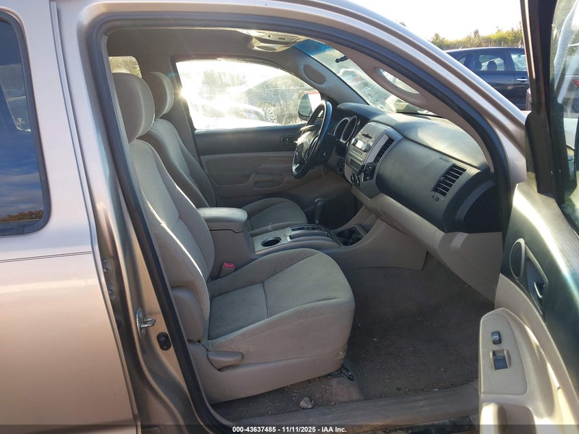 2006 Toyota Tacoma Base V6