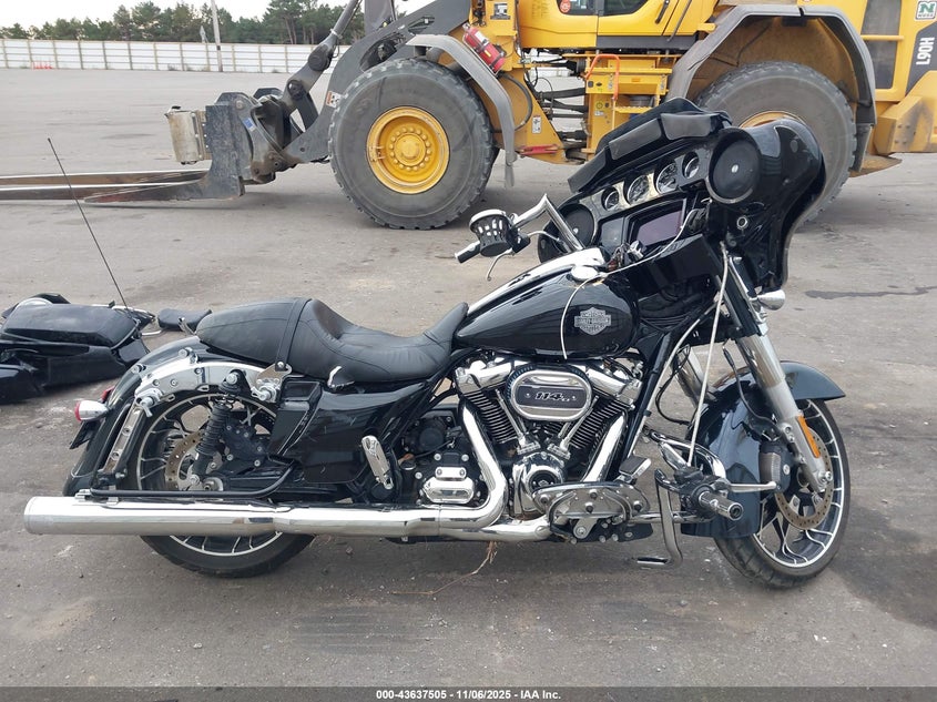 2023 HARLEY-DAVIDSON FLHXS - 1HD1KRP11PB628308