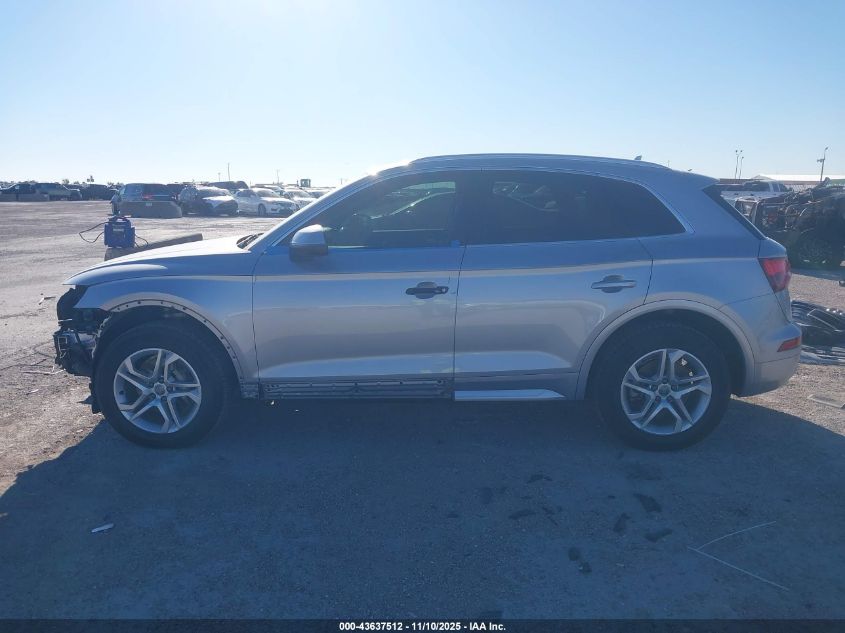 2019 Audi Q5 45 Premium VIN: WA1ANAFY9K2043584 Lot: 43637512