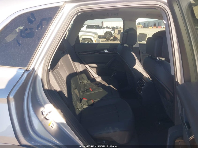 2019 Audi Q5 45 Premium VIN: WA1ANAFY9K2043584 Lot: 43637512