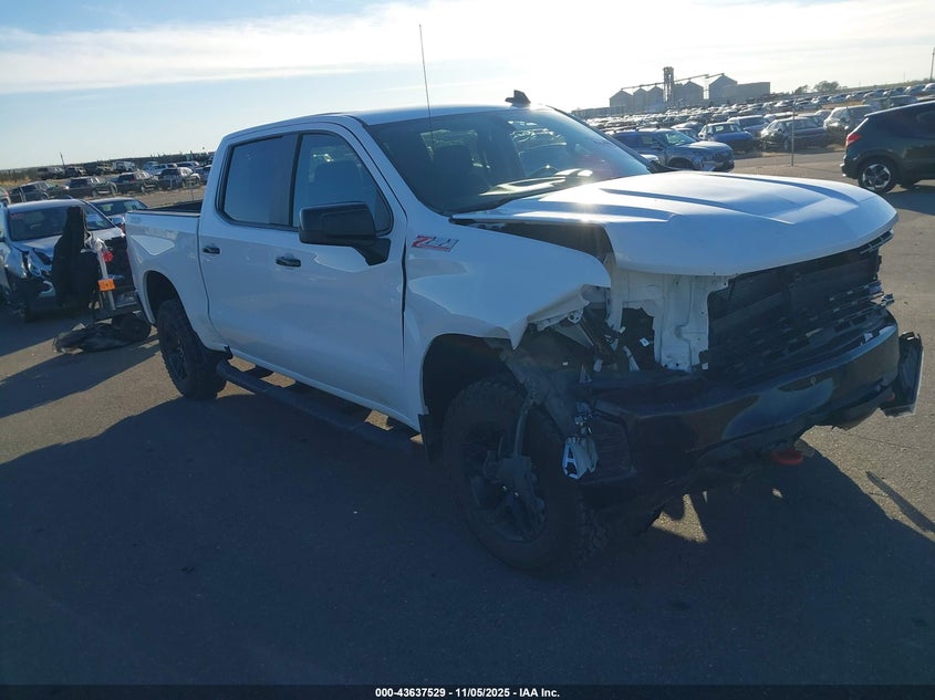 CHEVROLET SILVERADO 1500 4WD SHORT BED LT TRAIL BOSS