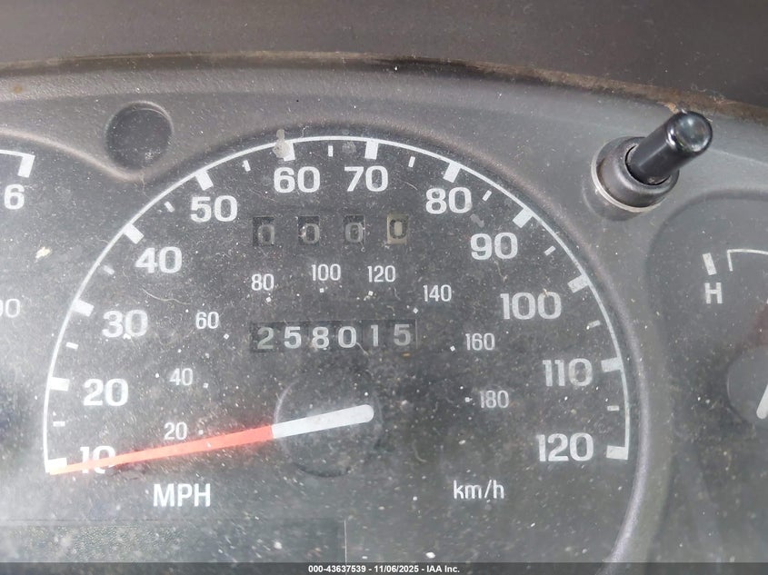 2001 Mazda B3000 Ds/Se VIN: 4F4YR12U81TM12866 Lot: 43637539